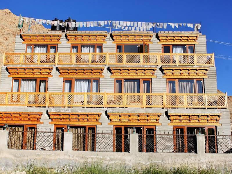 Готель Himalayan Residency Ladakh Лех Екстер'єр фото