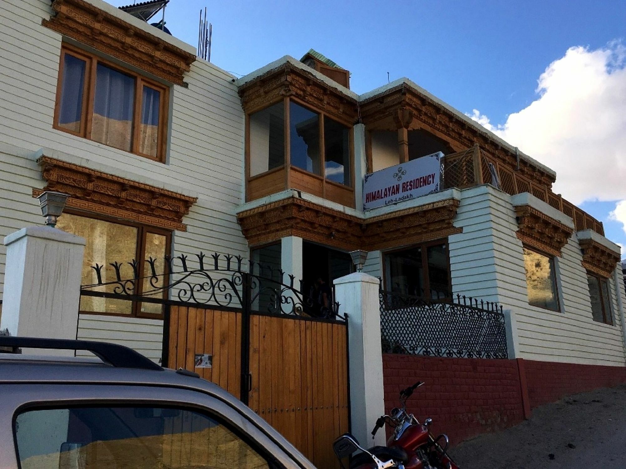 Готель Himalayan Residency Ladakh Лех Екстер'єр фото