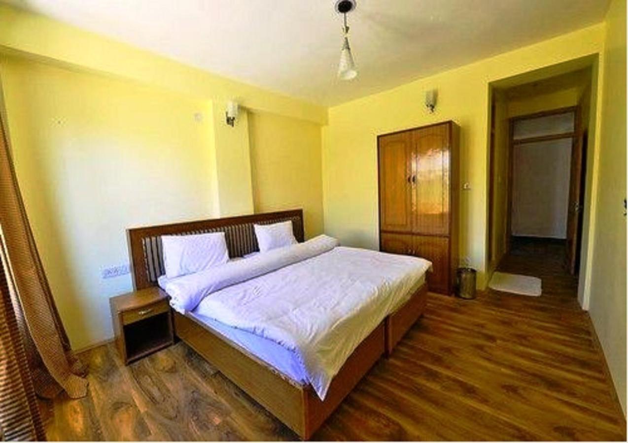 Готель Himalayan Residency Ladakh Лех Екстер'єр фото