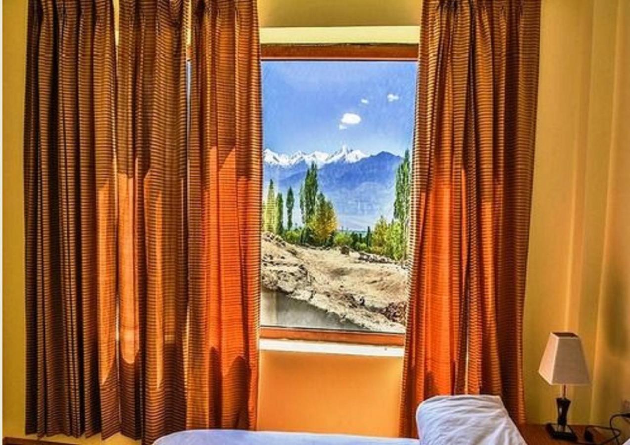 Готель Himalayan Residency Ladakh Лех Екстер'єр фото