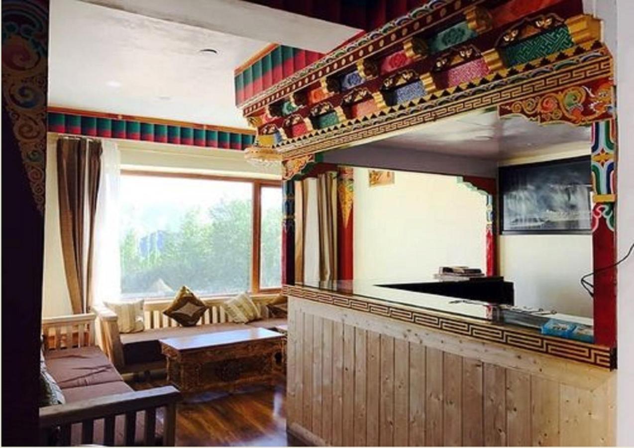 Готель Himalayan Residency Ladakh Лех Екстер'єр фото
